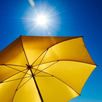 Hitzeschutz Hitze Sonnenschirm Foto iStock grafxart8888